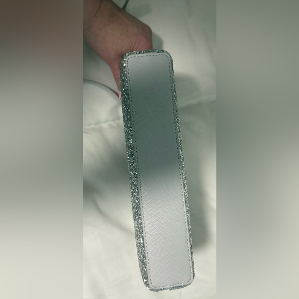 Kate Spade Silver and White Glitter Crossbody bag! NWOT with free bag scarf! - Picture 5 of 10